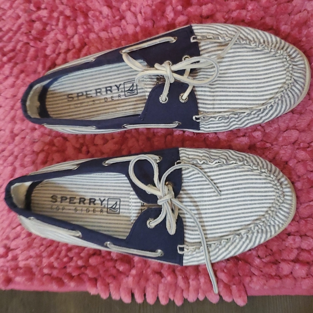 Classy Sperry boat shoes